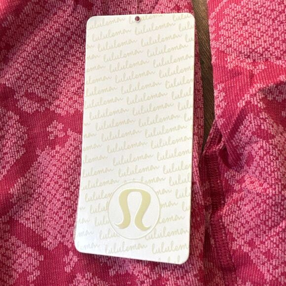NWT lululemon Swiftly Tech L/S crew snake Pink/Cranberry thumbholes Sz 10 - Picture 9 of 13